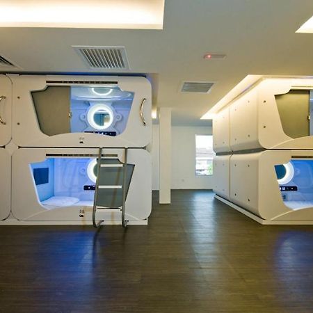 M Qube Hotel Sungai Dua Bukit Eksteriør billede