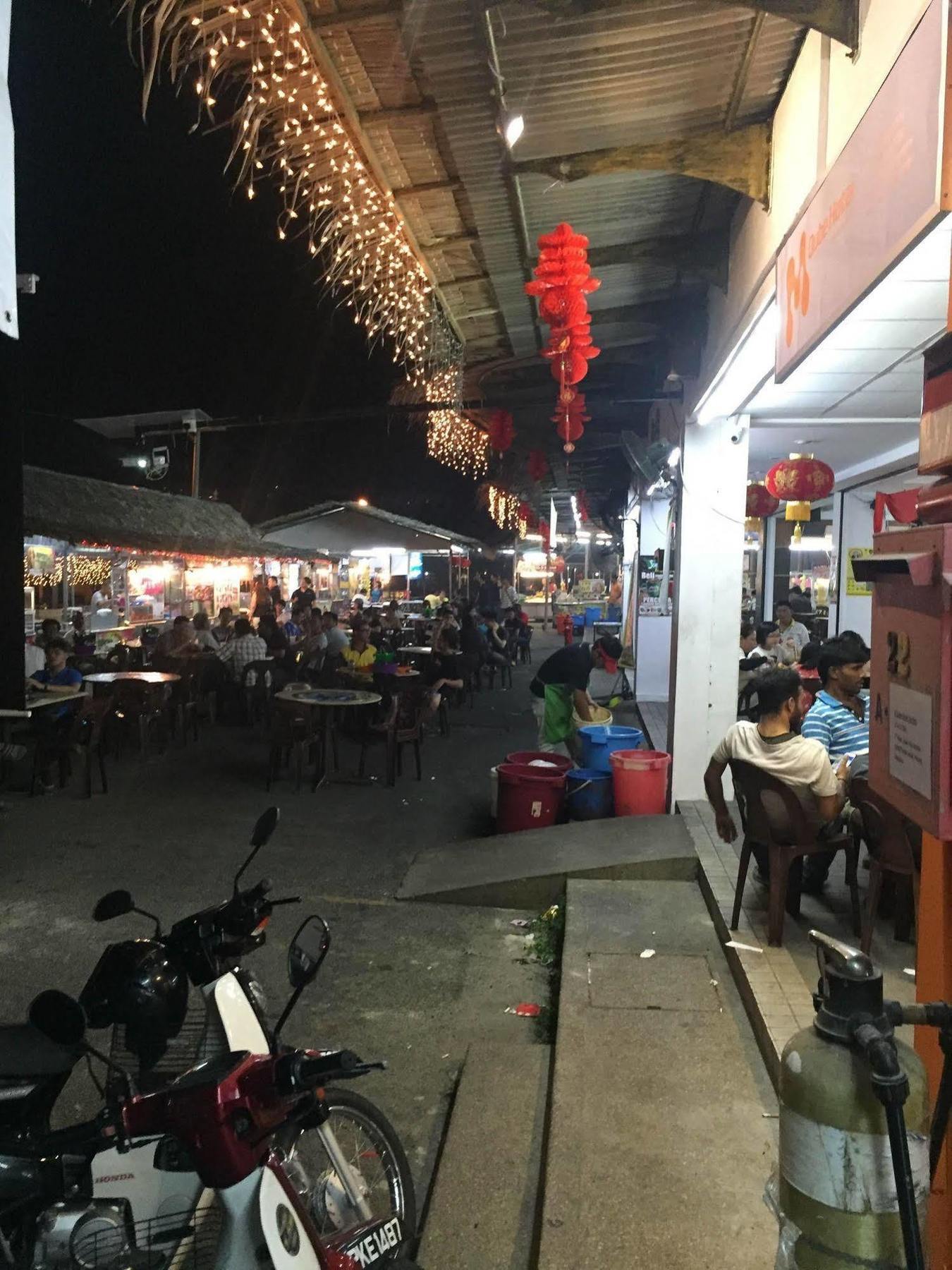 M Qube Hotel Sungai Dua Bukit Eksteriør billede