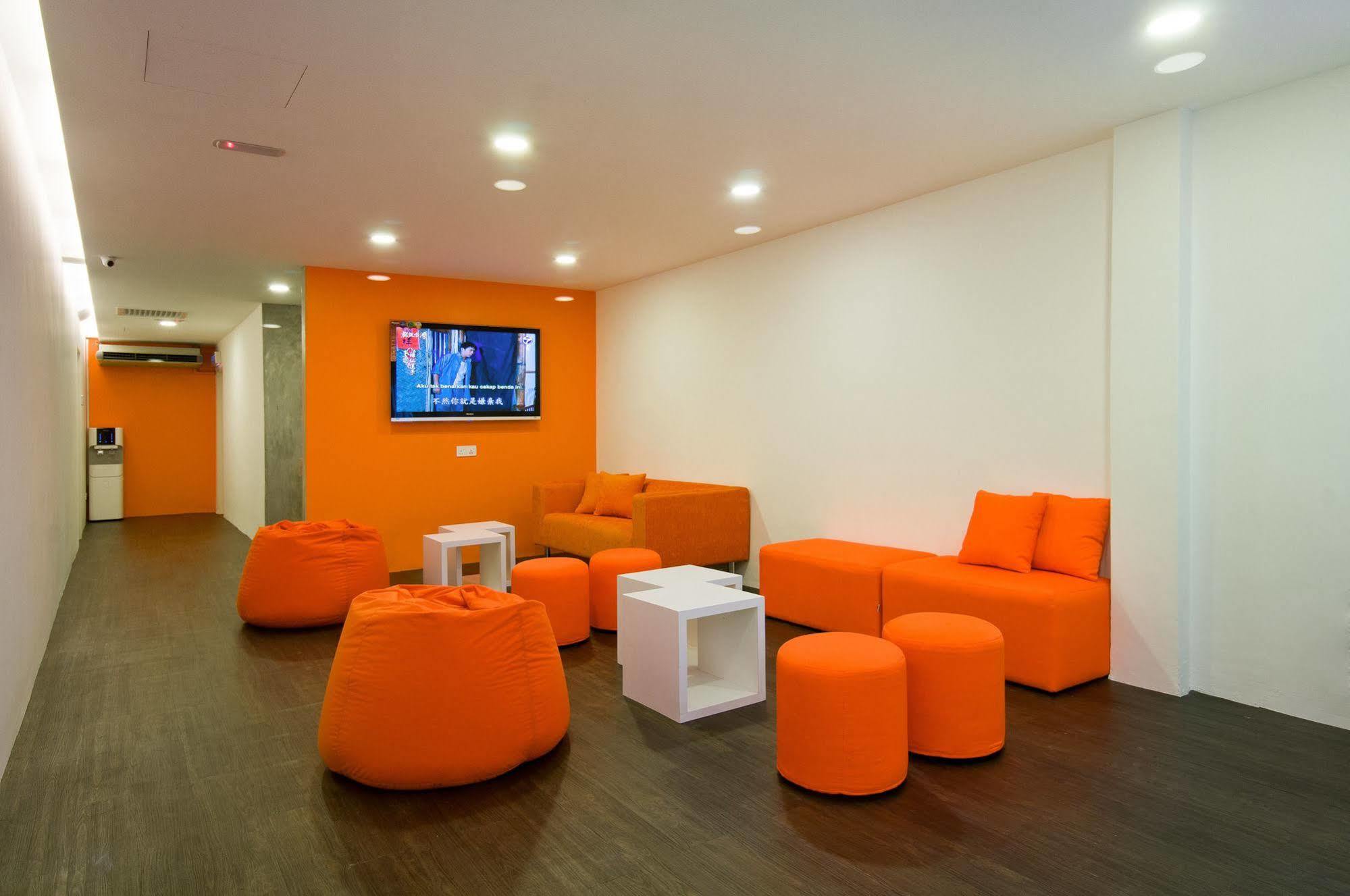 M Qube Hotel Sungai Dua Bukit Eksteriør billede